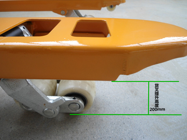 2吨手动液压叉车一站式厂家供应地牛多少钱--168飞艇开奖官网开奖记录查询结果--小型搅拌机|石材夹具|液压堆高车|手动叉车