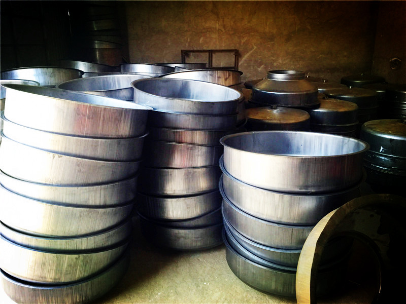 整洁有序车间体现小型搅拌机厂家生产车间规范秩序--168飞艇开奖官网开奖记录查询结果--小型搅拌机|石材夹具|液压堆高车|手动叉车