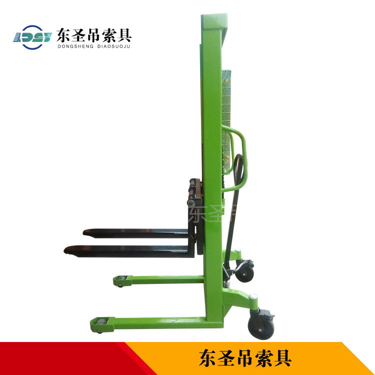 1吨手动堆高叉车不能搬运1吨重物?--168飞艇开奖官网开奖记录查询结果--液压堆高车|手动叉车|小型搅拌机|石材夹具