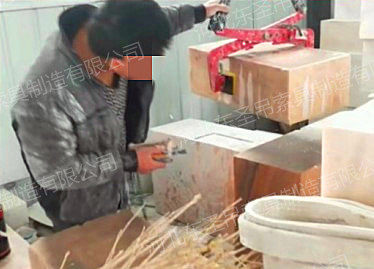 F-23链条石材夹具吊夹木材工作现场--168飞艇开奖官网开奖记录查询结果